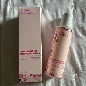 Good Molecules Sakura Hyaluronic Acid Boosting Essence